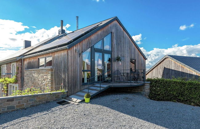 La Roche Cozy Forest Escape - Photo 23