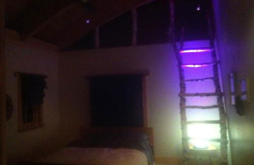 Meadow House Backcountry Residency - Foto 44