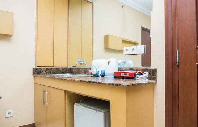 Spacious Studio Room at Grand Setiabudi Apartment - Photo 8