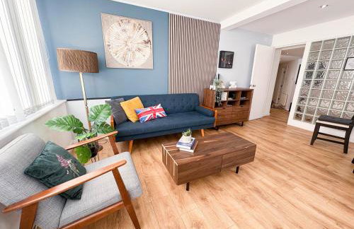 Spacious 2BR 2BA Apartment City Centre Sleeps 5 - Photo 37