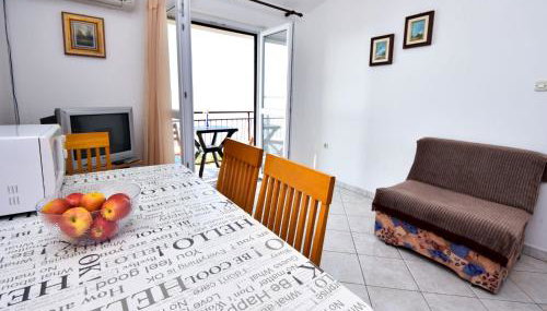 Apartment Vukić-3 by Interhome - Foto 3