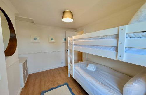 Stunning House With Private Backyard - Foto 15