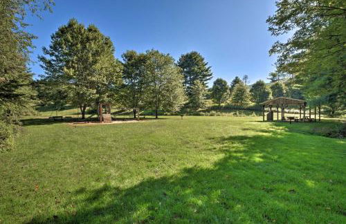 Picturesque Sky Haus Sanctuary with Mountain Views - Foto 38