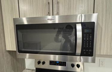 Cozy 2BHK Getaway in Cedar Park - Photo 25