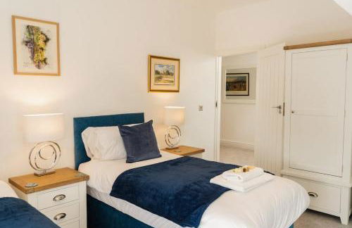 Prime Location Steps from Royal Liverpool Golf - Foto 4