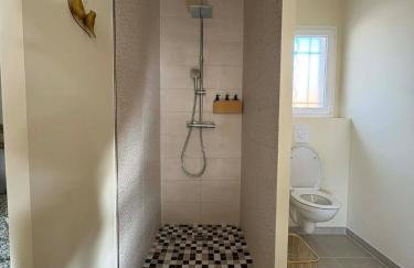 La cahuete Maison neuve, borne électrique, terrain de boules, jardin clos privé - Foto 5