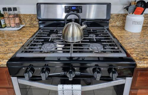 Dreamy & Relaxing Gem With Backyard - 12mins to DT LA - Foto 20