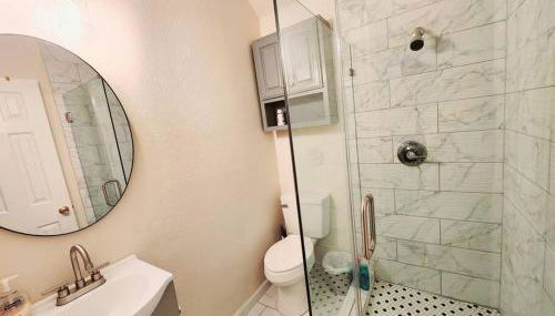 4BR 3BA Modern, newly remodeled, 16 ppl - Foto 2