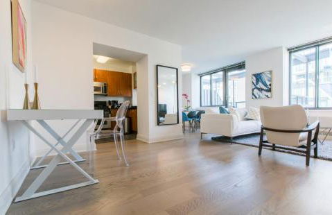 Bright 2 Bedrooms 2 Bathrooms Unit - Foto 8