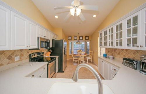 Beautiful lakefront 2BR condo in Heritage Oaks Golf and Country Club - Foto 7