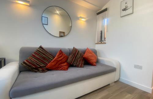 Lovely and Modern Studio Apartment. - Foto 1