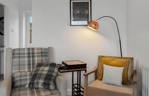 Tor Cottage -No Commercial Sign written Vehicles, Private Hot Tub , 2 Dogs Max,Fishing Nearby & Communal Swimming Pool ,Pool open April to September - Foto 13