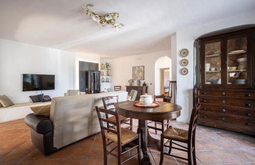 Villa a 300 Mt. dal Mare (Magaggiari) con campo da tennis - Foto 23