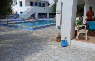 Giannis Gerakios apartments by climbing house - Photo 63