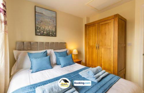 3 Bedroom House By B and R Serviced Accommodation Amesbury With Super fast Wi-Fi 145Mbps - Foto 9