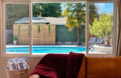 Redwood Oasis - Private Heated Pool by State Park! - Foto 3