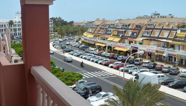 Marola Park Apartmentos - Photo 5