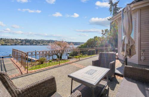 Stunning Waterfront Mansion with Pool and Hottub - Foto 42