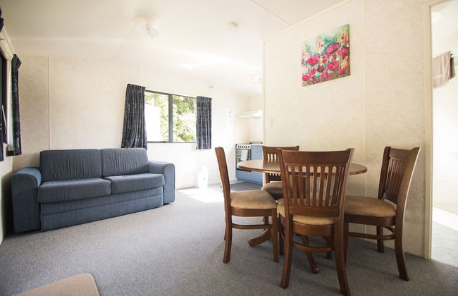 Stratford Motel & Holiday Park - Foto 14