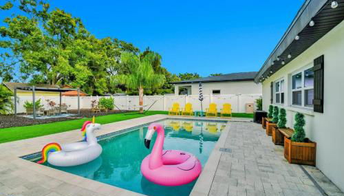 South Tampa- VIP- Concierge- Backyard Oasis- Pool- Hammock- Golf- Fire- Pit- Games- Pool Table - Foto 3