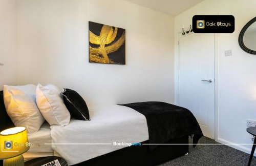 Quick Deals l 5 Bedroom l Sleeps 10 l Parking l Ideal for Groups l Oak Stays Short Lets & Serviced Accommodations - Foto 34