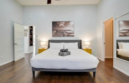 3-BD 2-BA Northern Dallas Retreat Hot Tub and BBQ - Photo 18