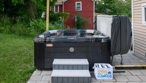 NEW HOT TUB Game Room Firepit Near Windham - Foto 3