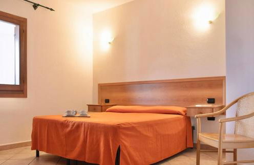 ISA - Residence with swimming pool in Sos Alinos, apartments with air conditioning and private outdoor area - Foto 34