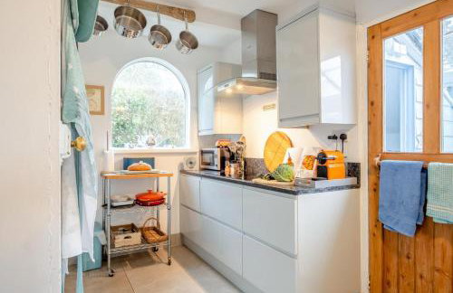 Chearsley Cottage - Photo 7