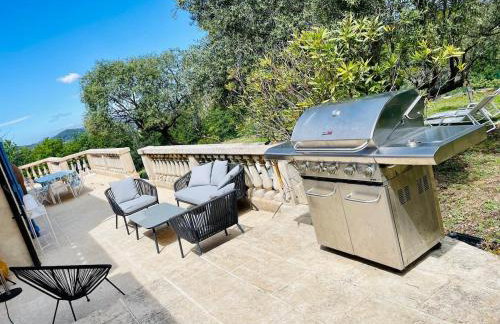 Small Provencal Castle with Swimming Pool, Tennis, Gym & Calm - Foto 17