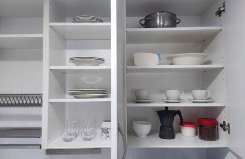 Apartamento luminoso cerca de Plenilunio y aeropuerto con garaje, piscina y vigilancia 24h - Photo 6