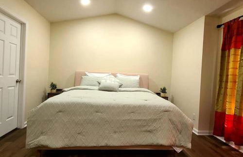 Sweet Home in the heart of Cary Close to NCSU UNC DUKE - Foto 62