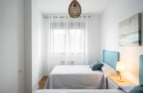 EMIR 5B Terraza Piscina y Parking incluido - Foto 34