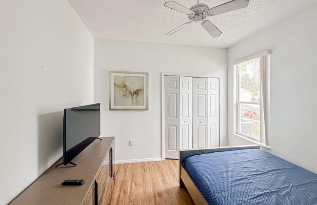 Grand Luxury Deluxe 4BR Pool Home Near Disney - Foto 19