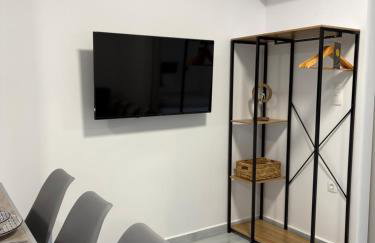House of Helios - Photo 24