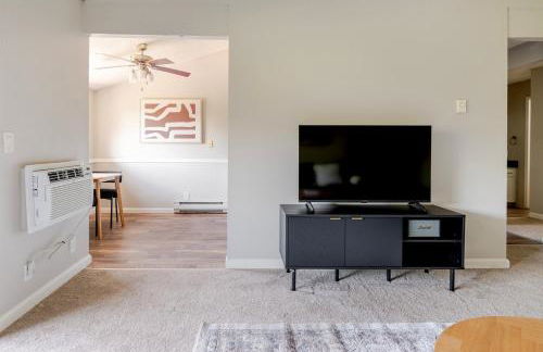 Blueground West Valley pool nr park SFO-1949 - Photo 3