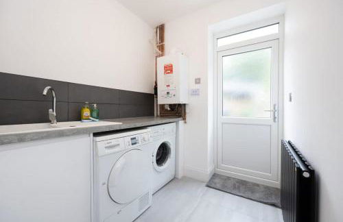 The Wilmslow House Free Parking - Close to Airport - Foto 31