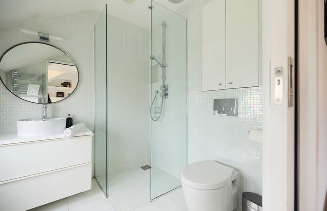 The Clapham Crib - Spacious 4bdr House With Patio - Foto 50