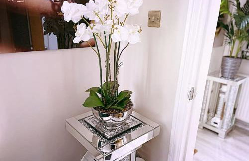 The Serene Stays - 3 Bed Home in Oldham Manchester - Foto 9