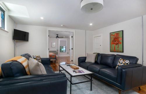 Cherry Street Loft (B) Pet-Friendly & In the Heart of Downtown Black Mtn! - Foto 7