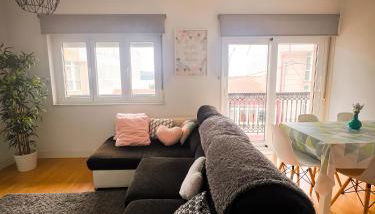 Vivienda de uso turístico Piso de Castro - Foto 3