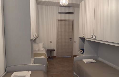 Milan - 2BR 2BA Apt - 5 min walk to Metro & Train - Foto 15