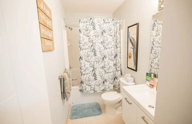 Stunning Home - Photo 13