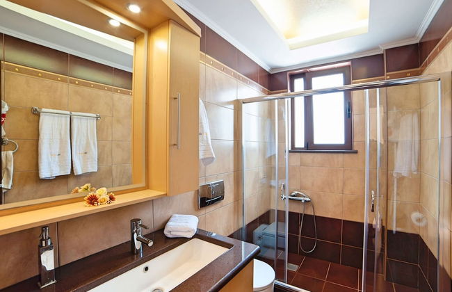 3 Villas Next to Each Other with Pool & Sea View - Foto 8