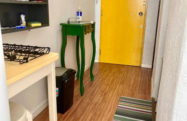 Studio central e ensolarado - Foto 6