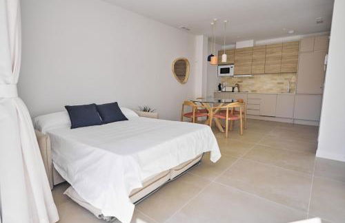 Slow Home Apartments - Photo 50