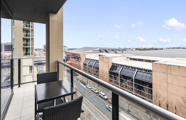 Oaks Adelaide Horizons Suites - Foto 21