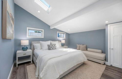 Distinguished Oceanfront Point Estate with Iconic Beach Mountain Vistas - Foto 44