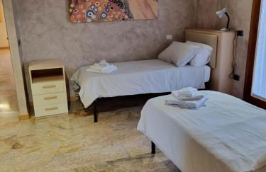 Consuelo House - Photo 21