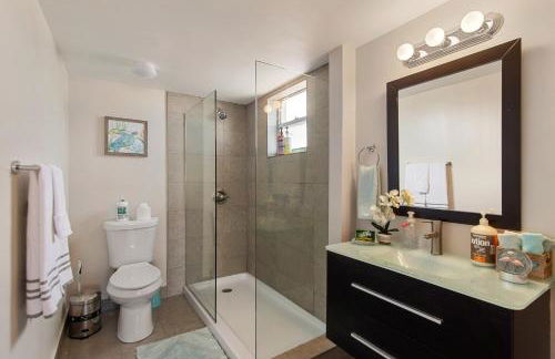 2 Bedroom 2 Bath With Patio On 11th Collins ave - Foto 34